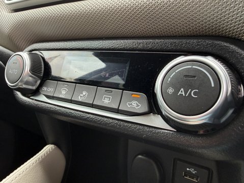 Nissan MICRA IG-T N-CONNECTA 30
