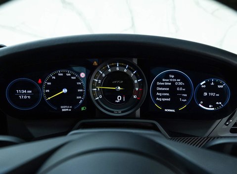 Porsche 911 GT3 (992) 10