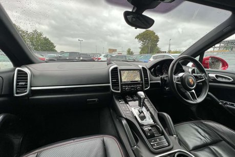 Porsche Cayenne 3.0 TD V6 SUV 5dr Diesel TiptronicS 4WD Euro 6 (s/s) (262 ps) 33