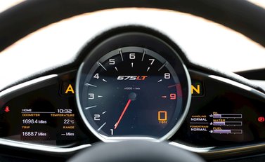 McLaren 675LT Spider 19