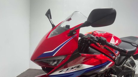 Honda CBR 2024 74 PLATE E-CLUTCH ONLY 240 MILES MOT AUTO 650CC SPORTS BIKE 53
