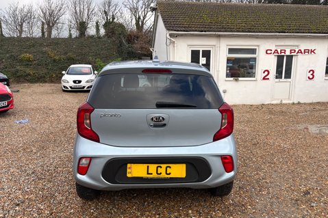 Kia Picanto WAVE. 6 MAIN DEALER SERVICES.. ONLY ONE OWNER.. REVERSING CAMERA.. A/C 10