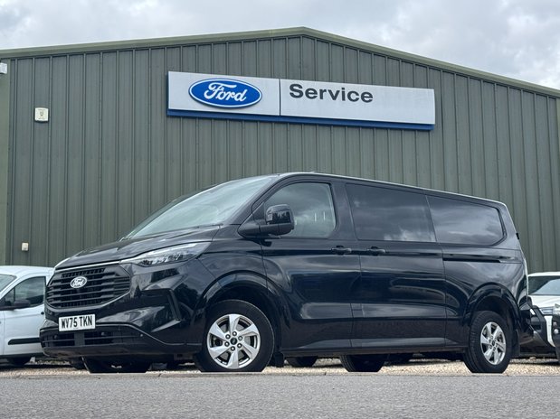 Ford Transit Custom Crew Cab AUTO LWB L2H1 Low Roof Limited 320 Air Con Alloys Sensors Cam EURO 2