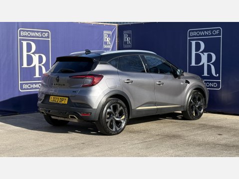 Renault Captur 1.6 E-TECH 9.8kWh E-Tech engineered SUV 5dr Petrol Plug-in Hybrid Auto Euro 4