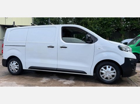 Peugeot Expert 1.6 BlueHDi 1000 Professional Standard Panel Van 6dr Diesel Manual MWB Euro 9