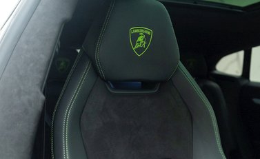 Lamborghini Urus 11