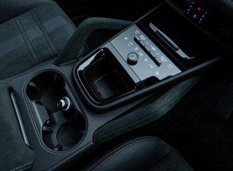 Porsche Cayenne TURBO E-HYBRID GT 28