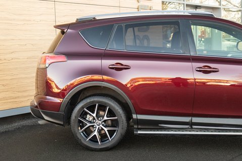 Toyota Rav 4 VVT-I ICON AWD TSS 7
