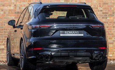 Porsche Cayenne Turbo 3