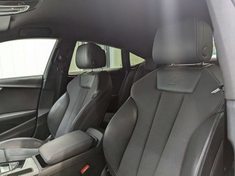 Audi A5 2.0 A5 Sportback 40 TFSI MHEV S Line Semi-Auto 5dr 56