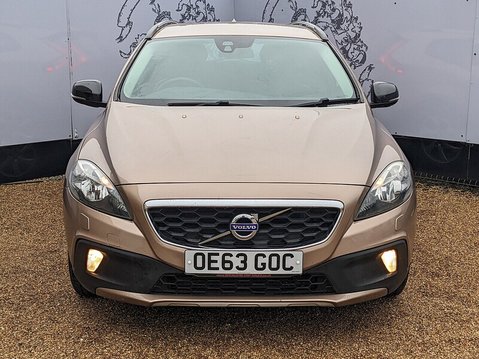 Volvo V40 D2 CROSS COUNTRY SE 2