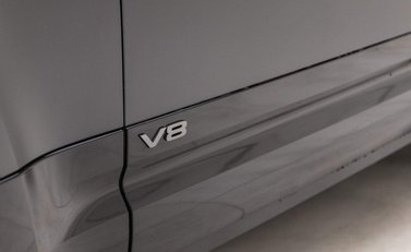 Land Rover Defender V8 CARPATHIAN EDITION 20