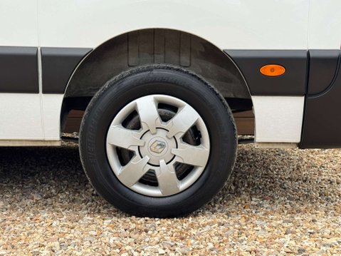 Nissan NV400 2.3 NV400 Tekna dCi 19