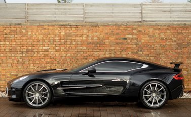 Aston Martin One77 2
