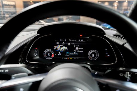Audi R8 V10 PERFORMANCE EDITION. RWD. SONOMA GREEN. CARBON EXT. FULL PPF. B&O. 46