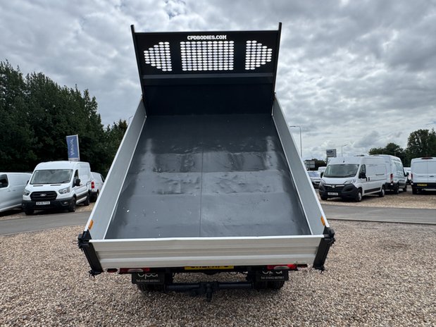 Iveco Daily Tipper MWB [SOLD MM] L2 350 Air Con Tow Bar EURO 6 8