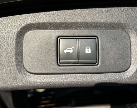 Nissan Qashqai 1.3 Qashqai Tekna DiG-T MHEV CVT 5dr 69