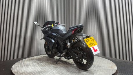 Lexmoto LXS 125 E55 2025 ONLY 5K 125CC LEARNER SPORTS BIKE 12