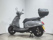 SYM Fiddle 2025 ONLY 2K 1 OWNER 125CC LEARNER SCOOTER WITH TOP BOX 5