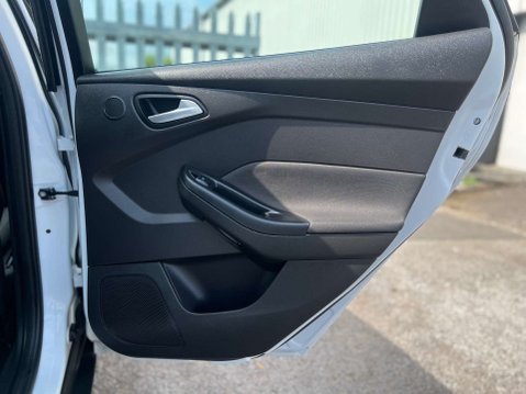 Ford Focus 1.6 Focus Titanium Navigator TDCi 5dr 27