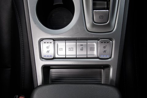 Hyundai KONA ULTIMATE 45