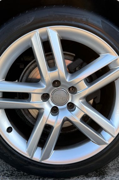 Audi A6 AVANT TDI ULTRA S LINE  - £35 ROAD TAX! - SERVICED AT AUDI 