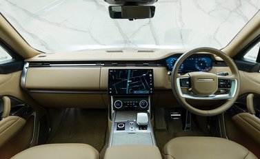 Land Rover Range Rover P530 SV 20