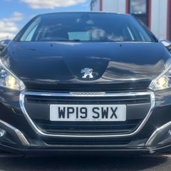 Peugeot 208 1.2 PureTech Signature Hatchback 5dr Petrol Manual Euro 6 (s/s) (82 ps) 7