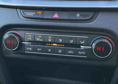 Kia Ceed 1.5T GDi ISG 3 DCT 21