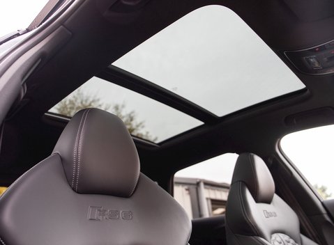 Audi RS6 Avant Performance 15