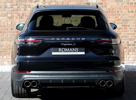 Porsche Cayenne S 5
