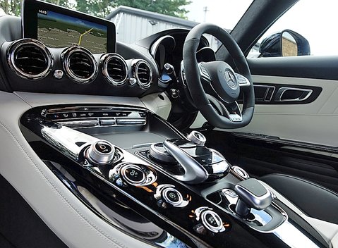 Mercedes-Benz Amg GT GT S 11