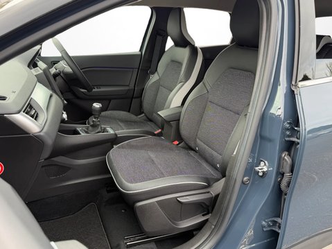 Renault Captur 1.0 TCE 90 Iconic 5dr 20