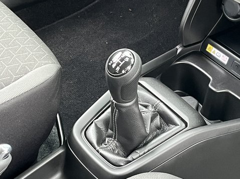 Suzuki Swift 1.2 Mild Hybrid Motion 5dr 29