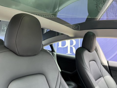 Tesla Model 3 Saloon 4dr Electric Auto RWD (241 bhp) 46