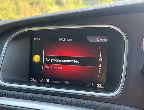 Volvo V40 2.0 V40 R-Design Pro D4 5dr 19