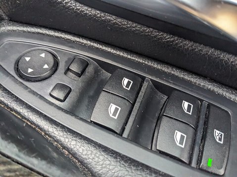 BMW 3 Series 320D LUXURY 22