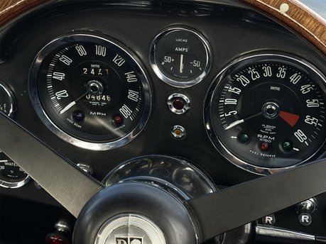 Aston Martin DB6 MANUAL 57