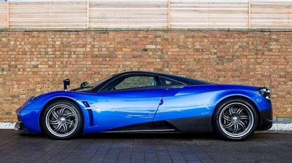 The Pagani Huayra Hypercar: A Modern Automotive Masterpiece