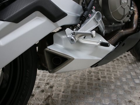 Aprilia Tuono 660 TUONO 660 FACTORY 15