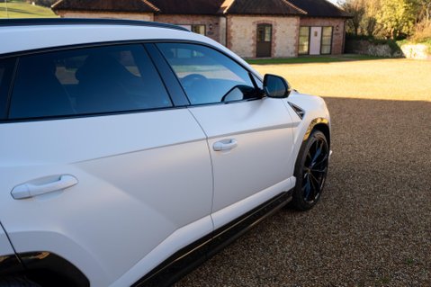 Lamborghini Urus 4.0 V8 BiTurbo S Auto 4WD Euro 6 5dr 29