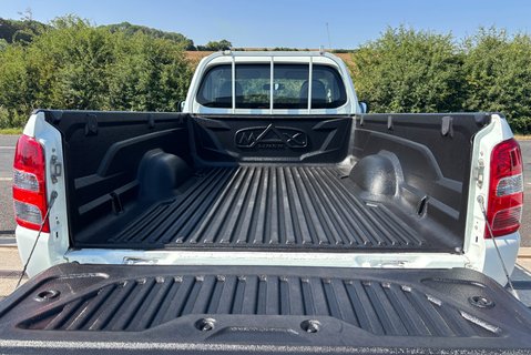 Mitsubishi L200 DI-D 4WD 4Life Single Cab Pickup - Air Con 11