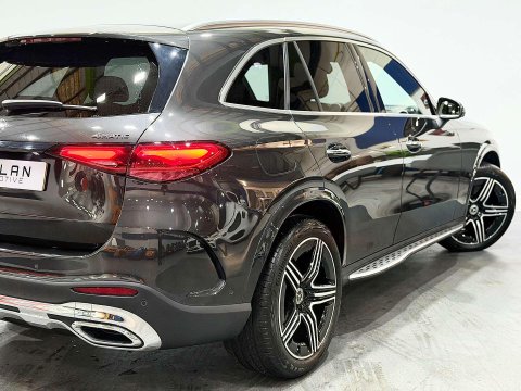 Mercedes-Benz GLC 2.0 GLC220dh MHEV AMG Line (Premium) SUV 5dr Diesel Hybrid G-Tronic+ 4MATIC 31
