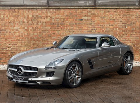 Mercedes-Benz SLS AMG 6