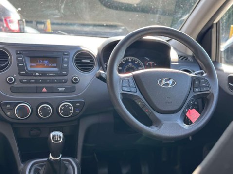 Hyundai i10 1.2 i10 SE 5dr 3
