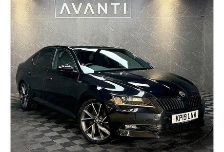 Skoda Superb 2.0 TSI SportLine Hatchback 5dr Petrol DSG 4WD Euro 6 (s/s) (272 ps)