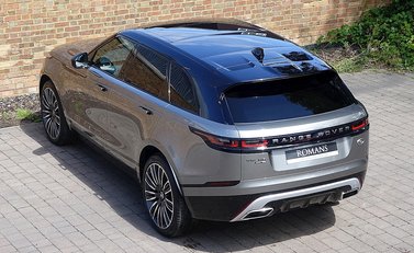 Land Rover Range Rover Velar First Edition P380 10