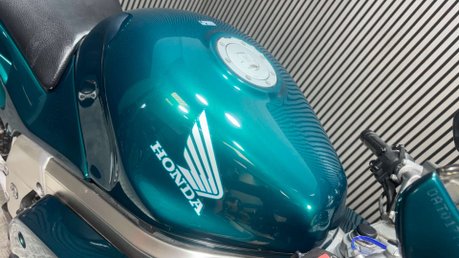 Honda VFR 1997 ONLY 15K GREAT LOOKING LIGHT PROJECT BIKE CLASSIC TOURER 750CC 28