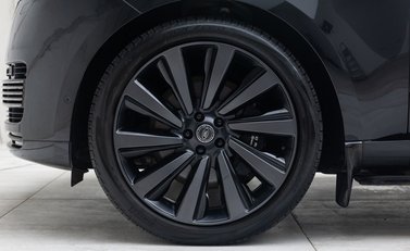 Land Rover Range Rover P615 SV 13