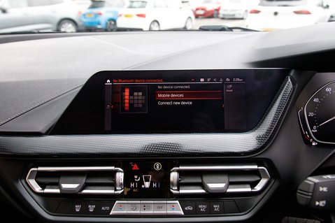 BMW 1 Series 118I SPORT 26